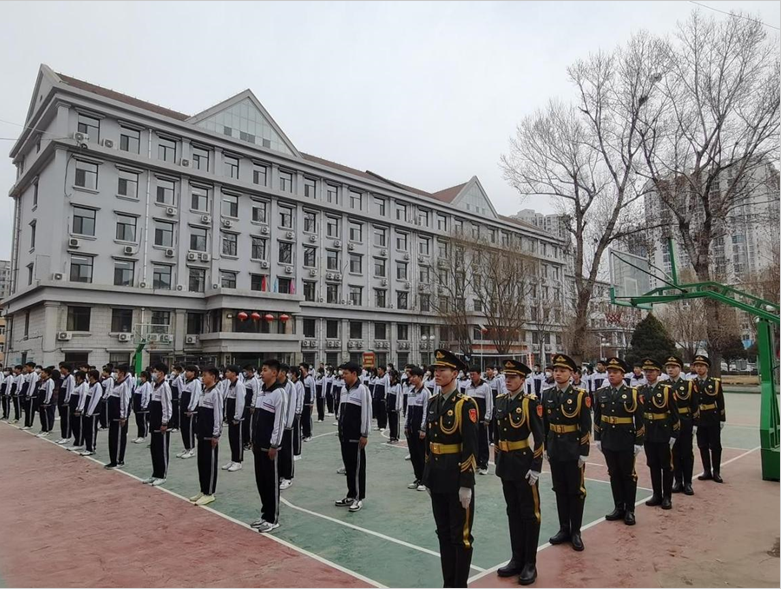 承德開放大學承德信息工程技術學校舉行2023年新學期升旗儀式 承德開放大學承德信息工程技術學校舉行2023年新學期升旗儀式