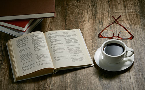 廣西成人高考報名費用大概多少？