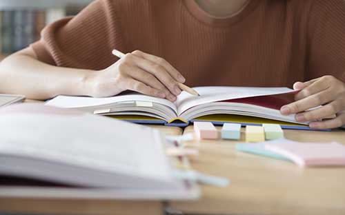 成人自學考試怎么報名注冊？