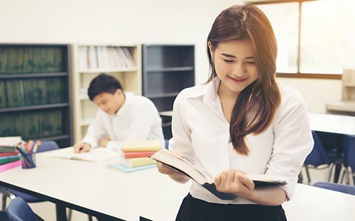 成人高考醫學類報名的特別條件？