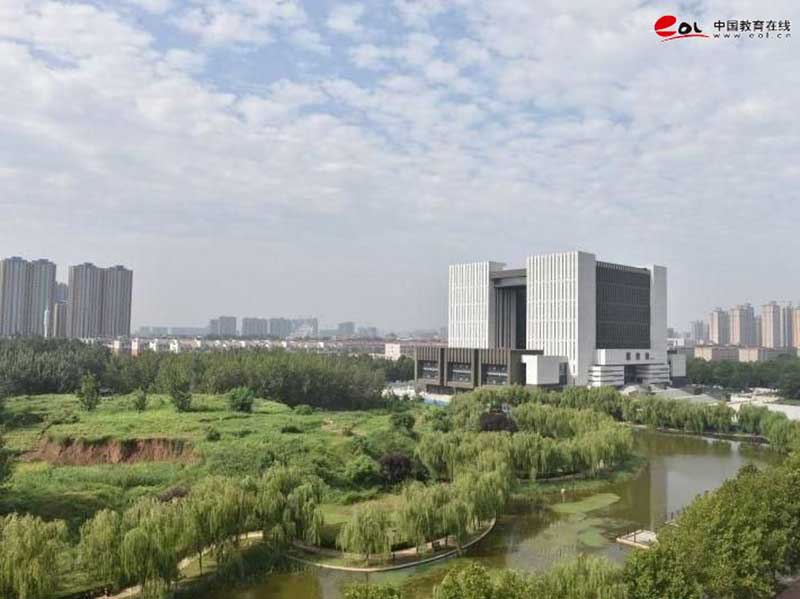 學校校園風光
