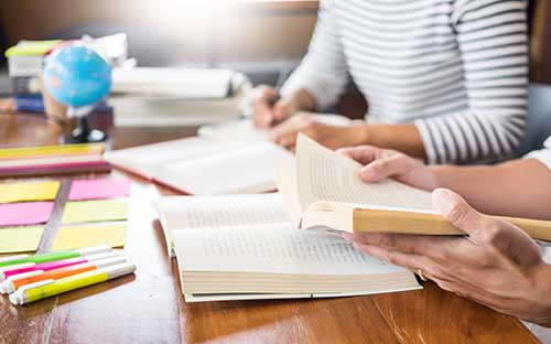 成人自考本科和全日制本科的區別是什么？