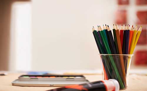 自考新聞學專業好考嗎？就業前景如何？