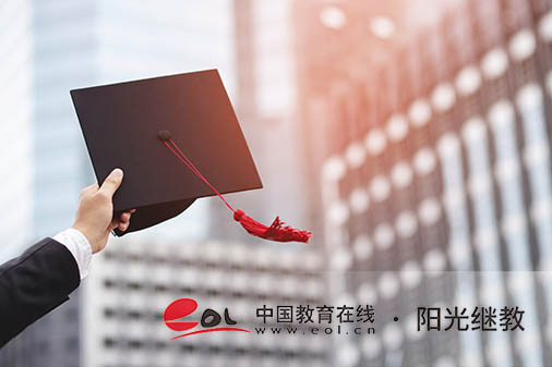 成人高考考試一定要帶身份證嗎？考前需要做哪些準備？