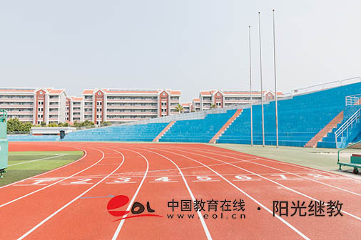 成人高考可以報名中專升大專嗎？學歷有用嗎？