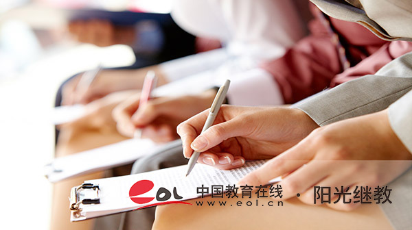 甘肅自考成績怎么查詢？怎么申請畢業？