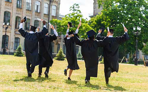 成人高考有好大學嗎？與國家開放大學哪個更好？
