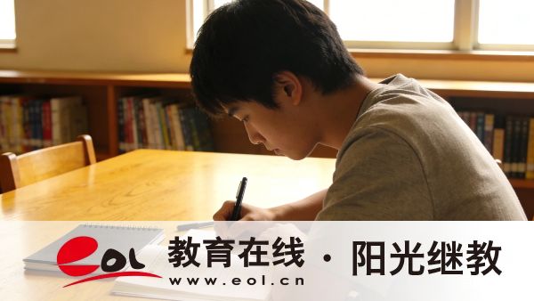 四川自考本科一年可以畢業嗎?畢業申請的具體時間是什么時候? 四川自考本科一年可以畢業嗎?畢業申請的具體時間是什么時候?