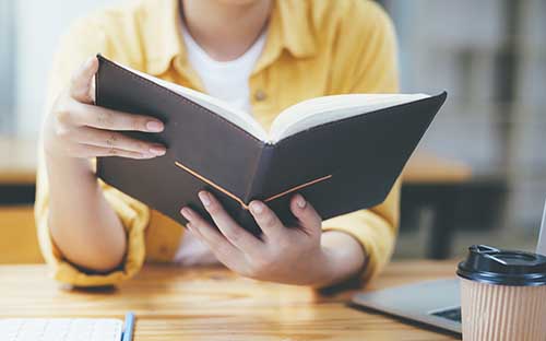 新疆成人高考怎么報名脫產就讀？含金量怎么樣？