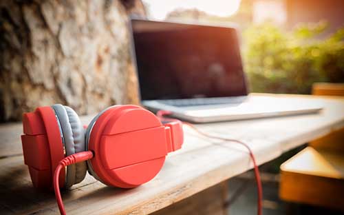 二十多歲怎么提升自己學歷？成考入學后最快多久拿證？