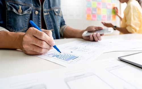 企業管理專業怎么提升學歷？報名成考要注意什么？