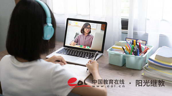 報名成人高考怎么報學校？需要哪些材料？