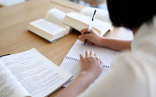 廣西欽州成人高考報名科目有哪些？有哪些條件？