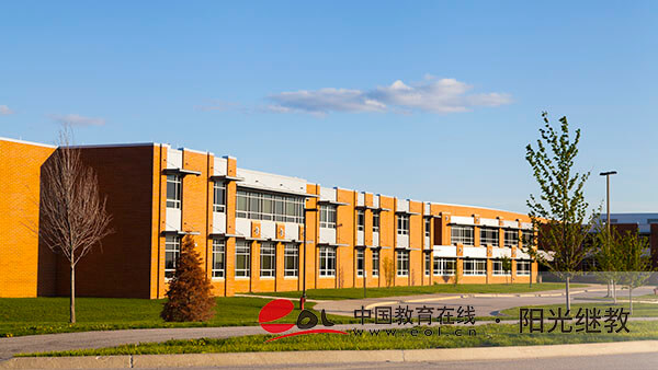 成人高考報名怎么選擇院校?可以選擇哪些專業? 成人高考報名怎么選擇院校?可以選擇哪些專業?