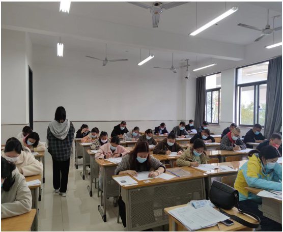 我校2022年成人高等教育自主招生考試工作順利完成