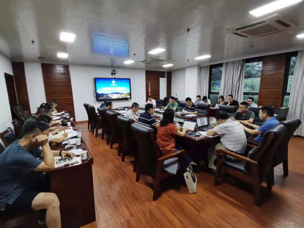 我校召開疫情防控工作專題會議