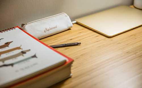 積石山開放大學的學費多少錢？