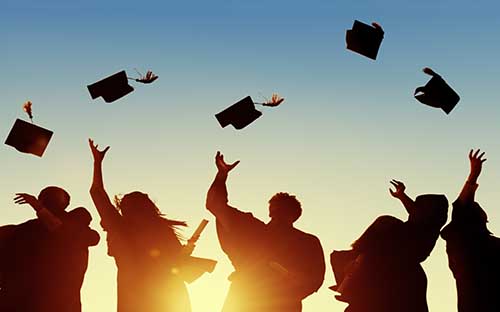 國家開放大學是全日制學校嗎？怎么報名？