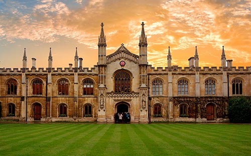 英國傳媒大學留學條件 英國傳媒專業比較好的大學