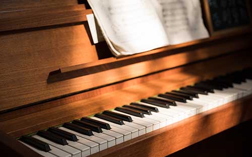 鋼琴專業出國留學去哪個國家好 鋼琴專業出國留學去哪個國家好