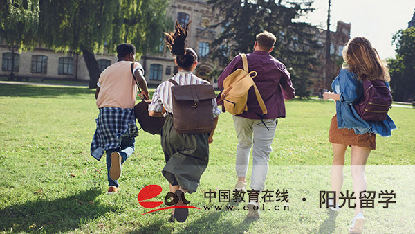 新西蘭平面/視覺傳達設計專業研究生留學費用是多少錢 新西蘭平面/視覺傳達設計專業研究生留學費用是多少錢