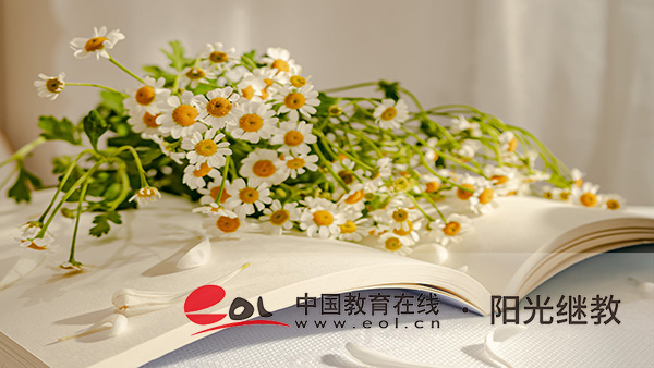 自考現場報名刷身份證可以嗎？特點是什么？