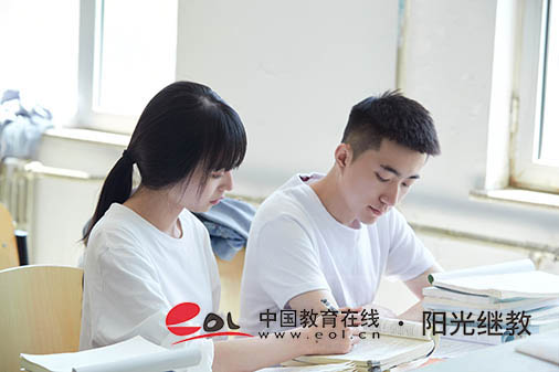 在校生可以報名小自考嗎？怎么選擇專業？