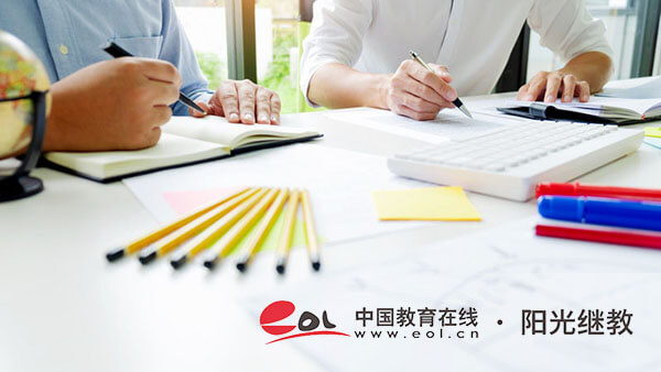 自考容易通過的專業是什么？怎么報名？
