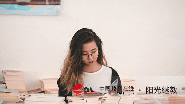 大自考通過率一般是多少？報名后怎么提高？
