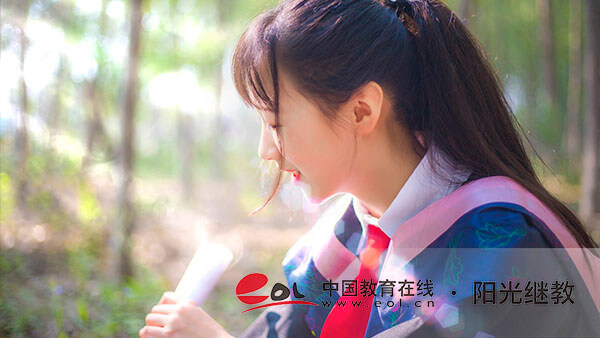 自考值得考生報名參加嗎？考試題難嗎？